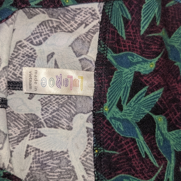 LulaRoe OS Legging - Picture 2 of 3